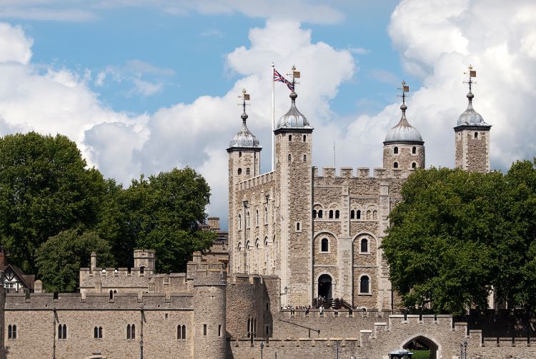 LONDRES CROISIÈRE SUR LA TAMISE ET MUSÈE TUSSAUDS