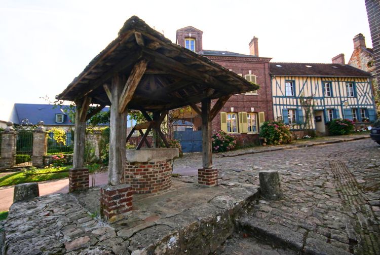 FÊTE DE LA ROSE À GERBEROY