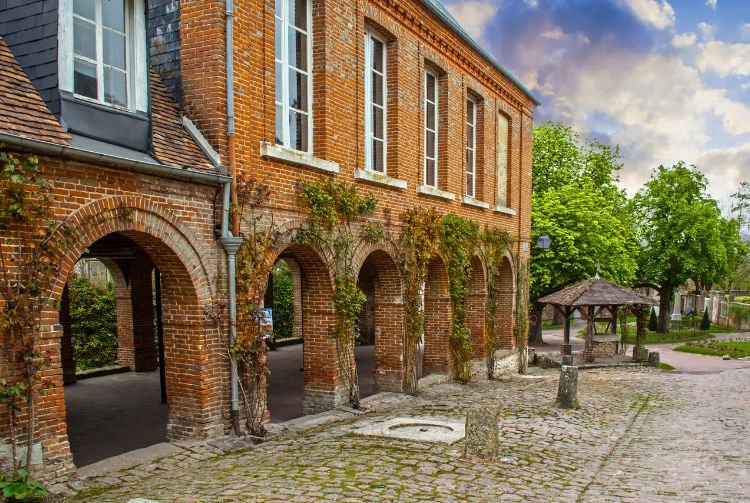 FÊTE DE LA ROSE À GERBEROY