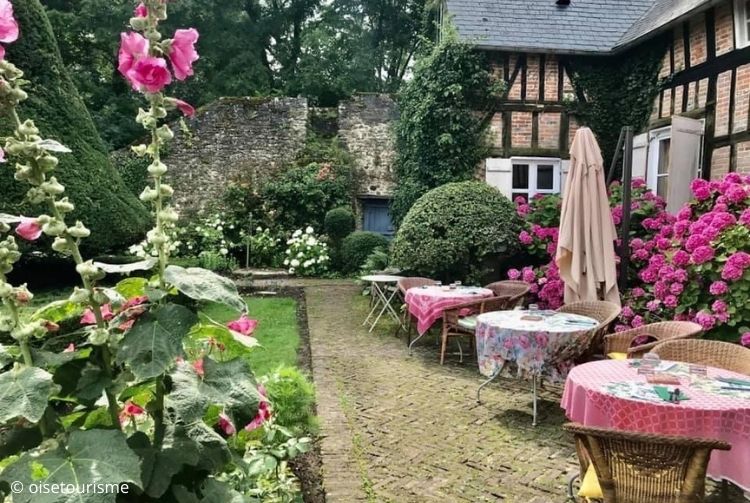 FÊTE DE LA ROSE À GERBEROY