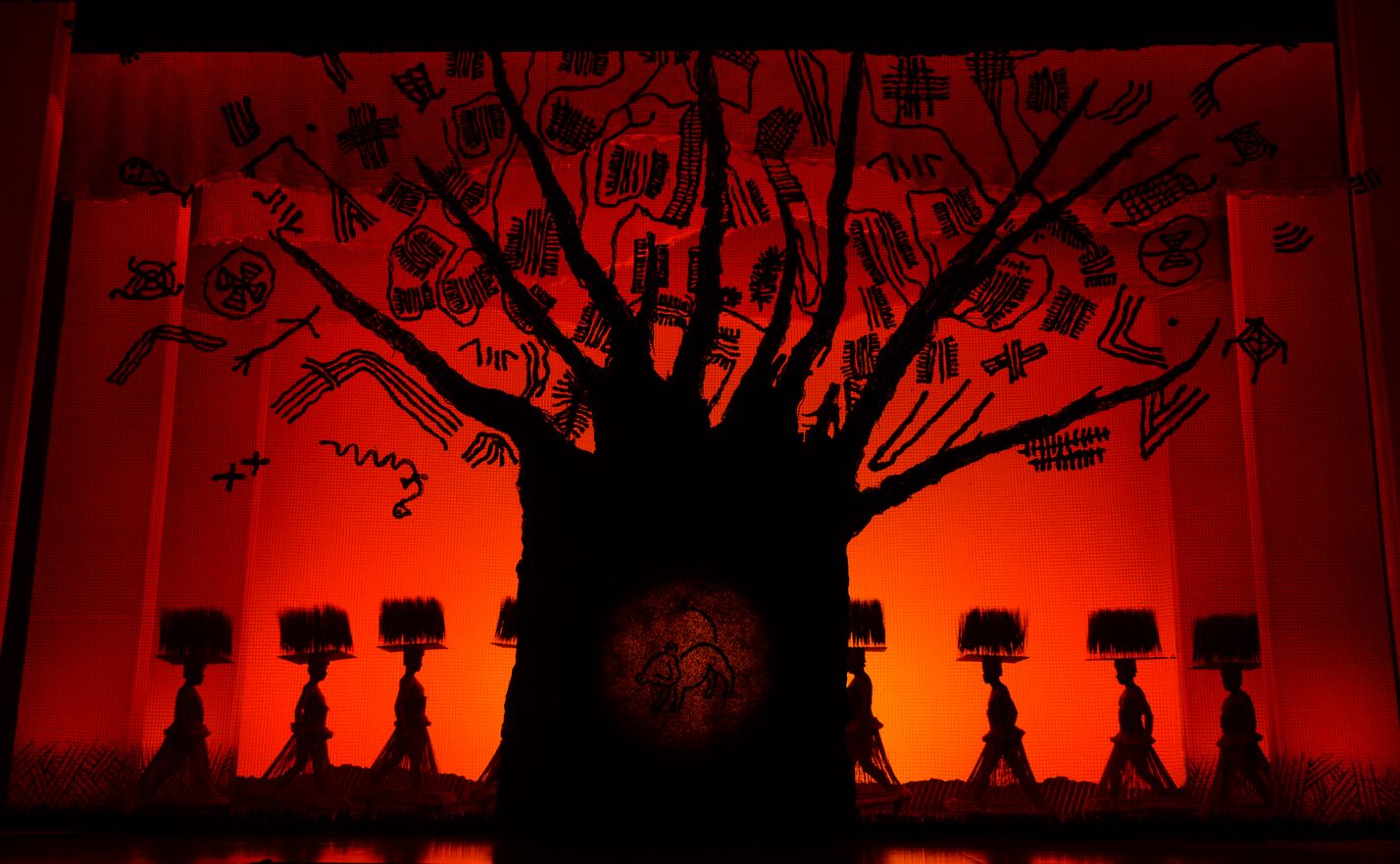 LE ROI LION : De Broadway au Théâtre Mogador